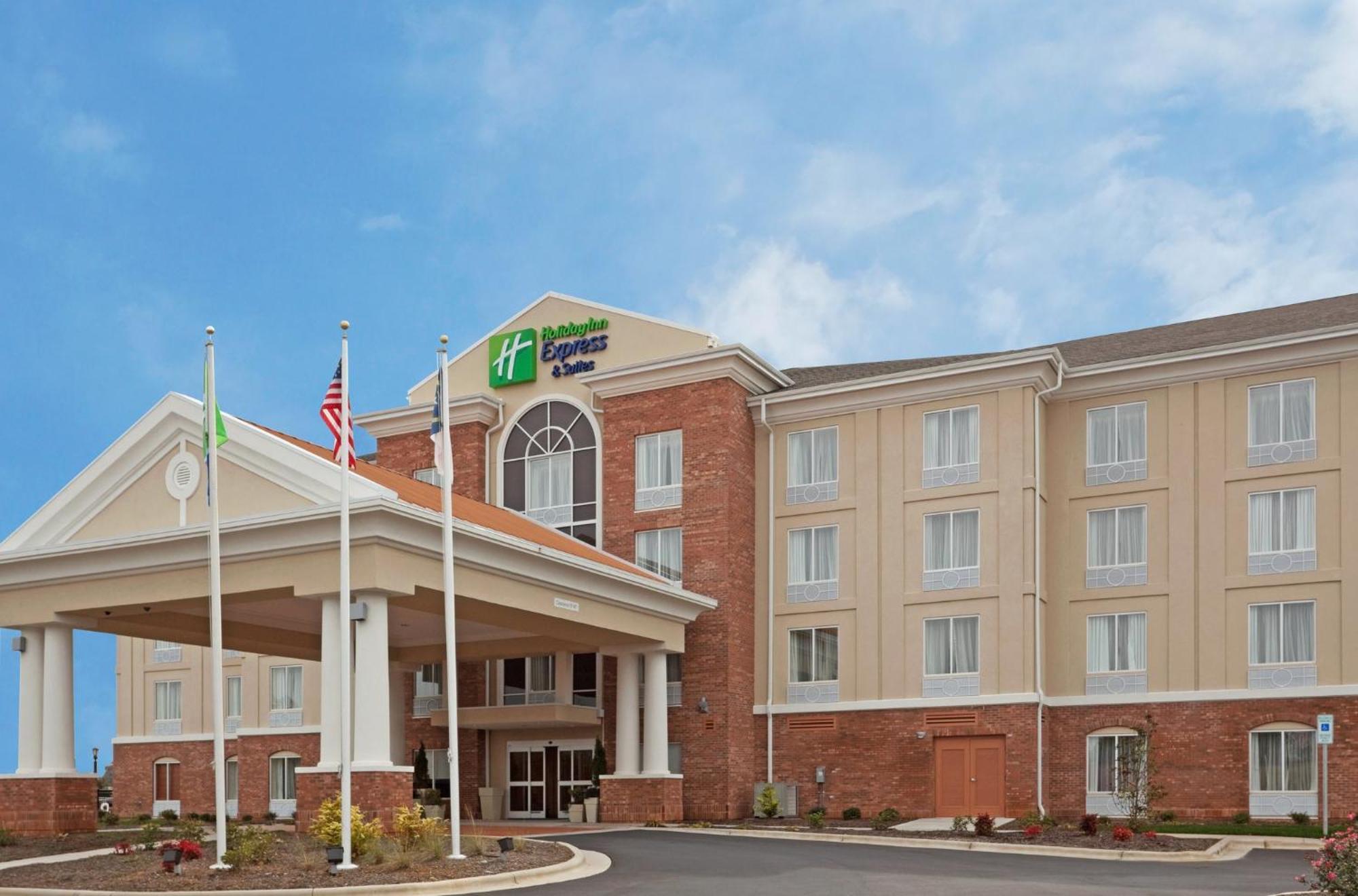 Holiday Inn Express Hotel & Suites Greensboro - Airport Area, An Ihg Hotel Exterior foto