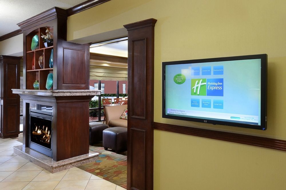 Holiday Inn Express Hotel & Suites Greensboro - Airport Area By Ihg Exterior foto
